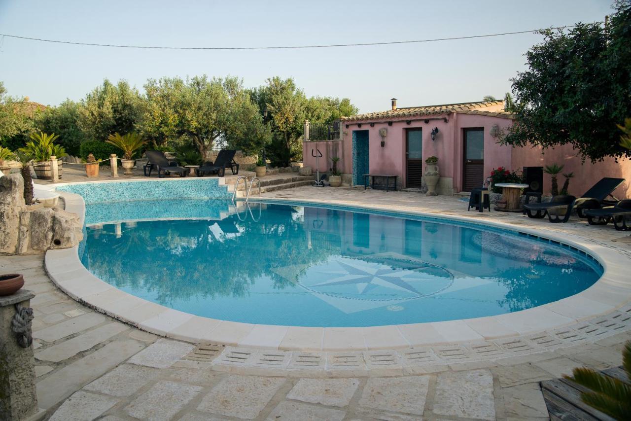 Villa Virginia Ragusa Buitenkant foto