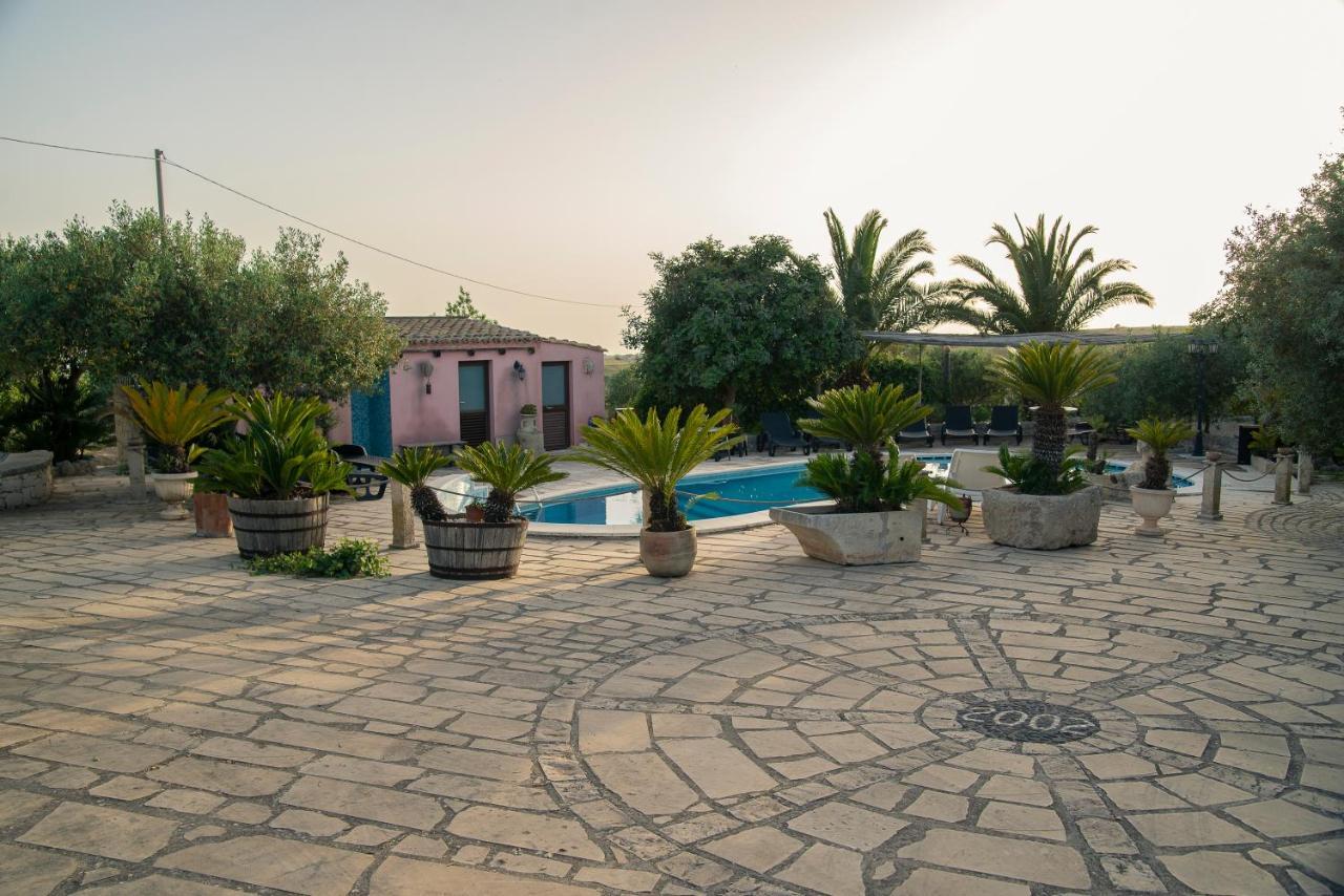 Villa Virginia Ragusa Buitenkant foto