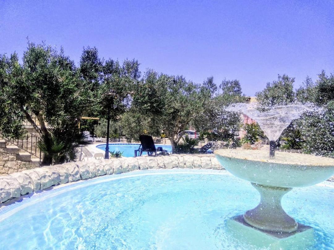 Villa Virginia Ragusa Buitenkant foto
